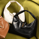 Bolsa Hobo Soft Off White Alça De Ombro