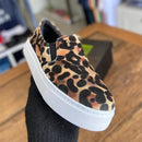 Tênis Slip On Flatform Couro Estampa Animal Print Onça