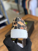 Tênis Slip On Flatform Couro Estampa Animal Print Onça